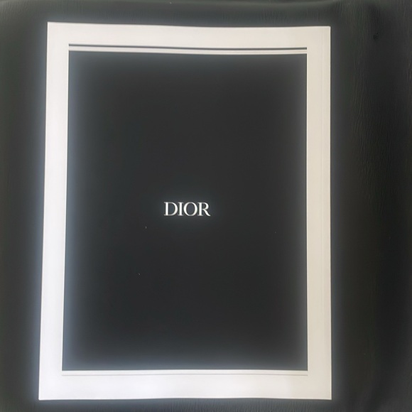 Rare Dior Magazine #35 'Behind The Mirror' Autumn 2021 Not Publicly Available - Picture 3 of 17